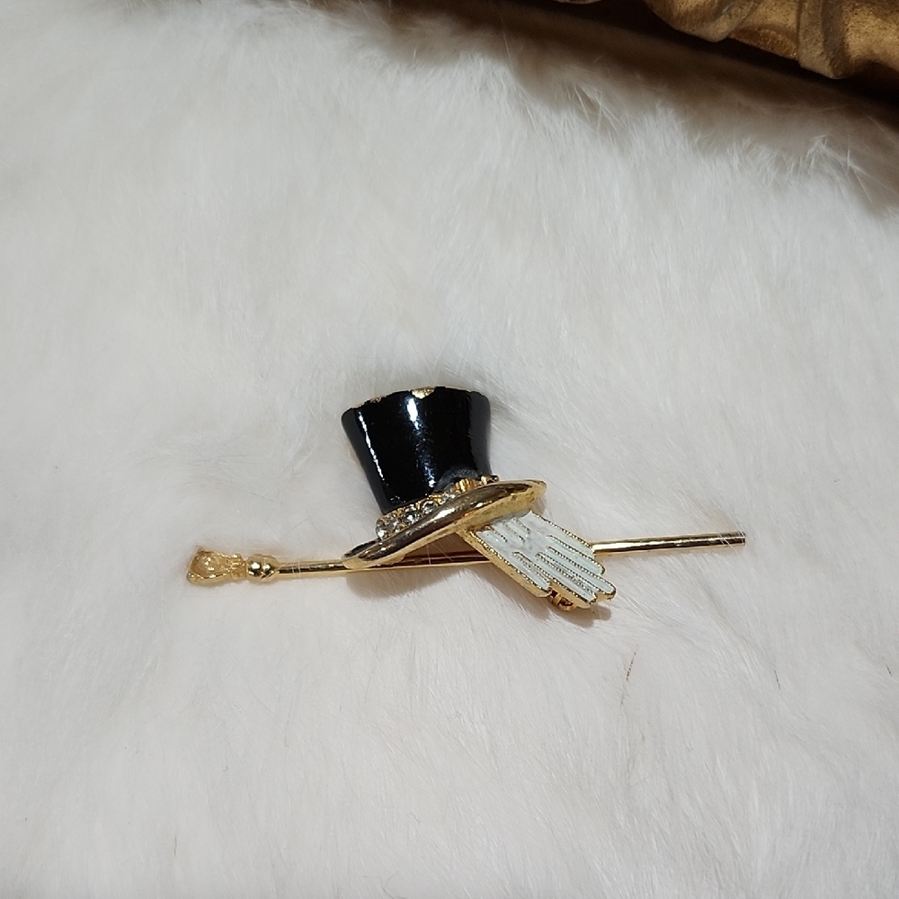 VINTAGE "MY FAIR LADY" BROOCH